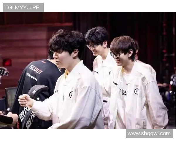 赛后分析：TES与IG对抗中的战术意识与团队配合探讨